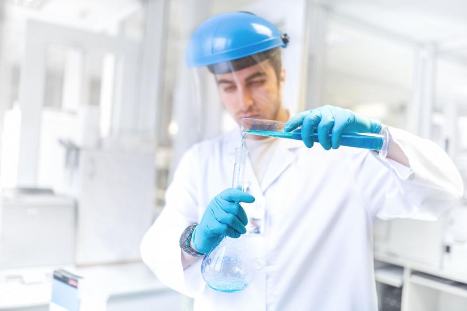 Zaproszenie na seminarium  „Ekspozycja pracowników na niebezpieczne i szkodliwe dla zdrowia czynniki chemiczne w środowisku pracy”.