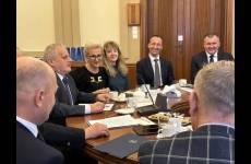 img_3_1763650388854_original_copy_2