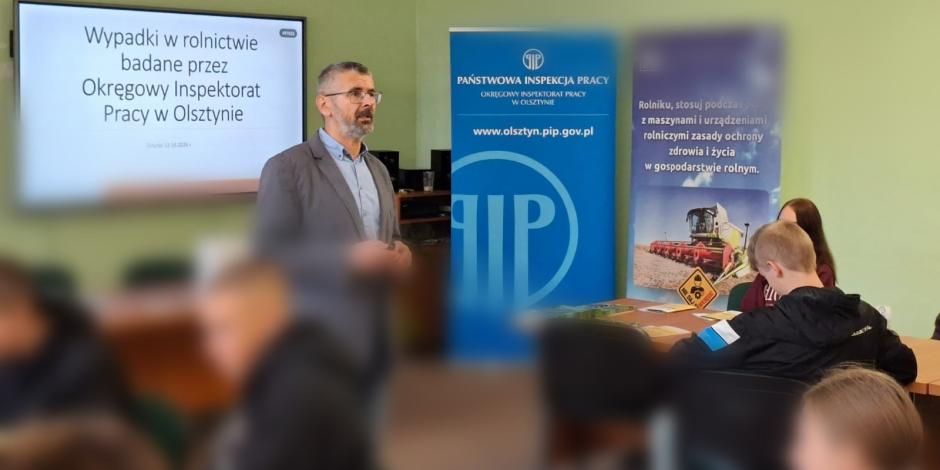 Edukacja dla bezpieczeństwa w rolnictwie – spotkanie z młodzieżą w Giżycku