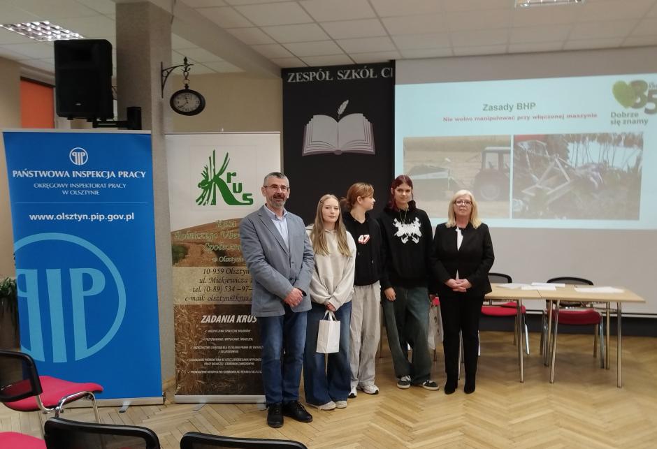 Konkurs wiedzy o bezpieczeństwie pracy w rolnictwie w Karolewie